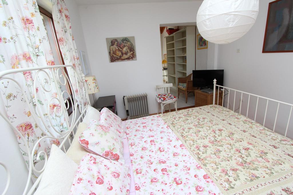 Apartments Apollonio Ровин Стая снимка